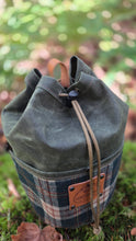 Deluxe Cedar Bucket Bag | Vintage Pendleton Wool & Green Waxed Canvas