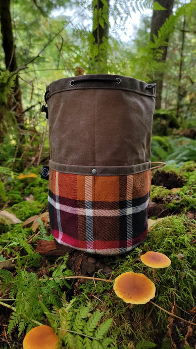 Cedar Bucket Bag with Fall Flannel Outside Pockets