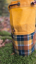 Deluxe Medium Yellow Cedar Bucket Bag with Wool Pockets