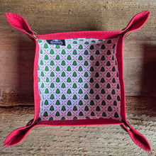 Holiday Waxed Canvas Collection – Limited Seasonal Pieces Trays and Bag