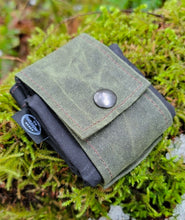 Deep Waxed Canvas Foraging Pouch – Hip Bag for Adventure