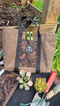 The Garden & Gather Waxed Canvas 3 Piece Set