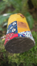 Small Cedar Bucket Bag – 1970s Cottage Quilt Edition