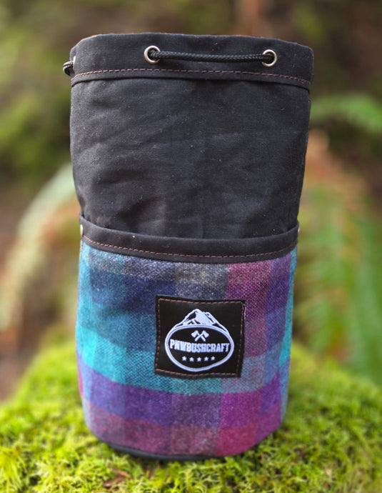 *Make it Monday* Cedar Bucket Bag with Wool Wrapped Outside Pockets
