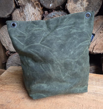 Waxed Canvas Zipper Pouch