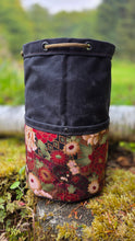 Heritage Medium Cedar Bucket Bag – Gilded Kona Bay Edition