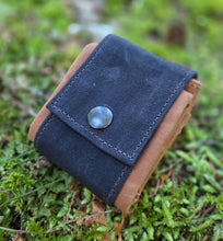 Deep Waxed Canvas Foraging Pouch – Hip Bag for Adventure