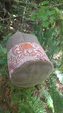 Heritage Extra Large Waxed Canvas Weekend Bag – Vintage Paisley Edition