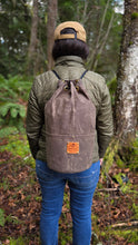Big Waxed Canvas Cedar Bucket Bag – Weekend-Ready Gear Tote Brown