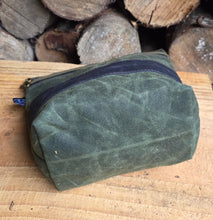 Waxed Canvas Zipper Pouch