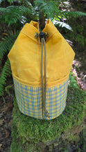 Make it Monday One-of-a-Kind Medium Cedar Bucket Bag )