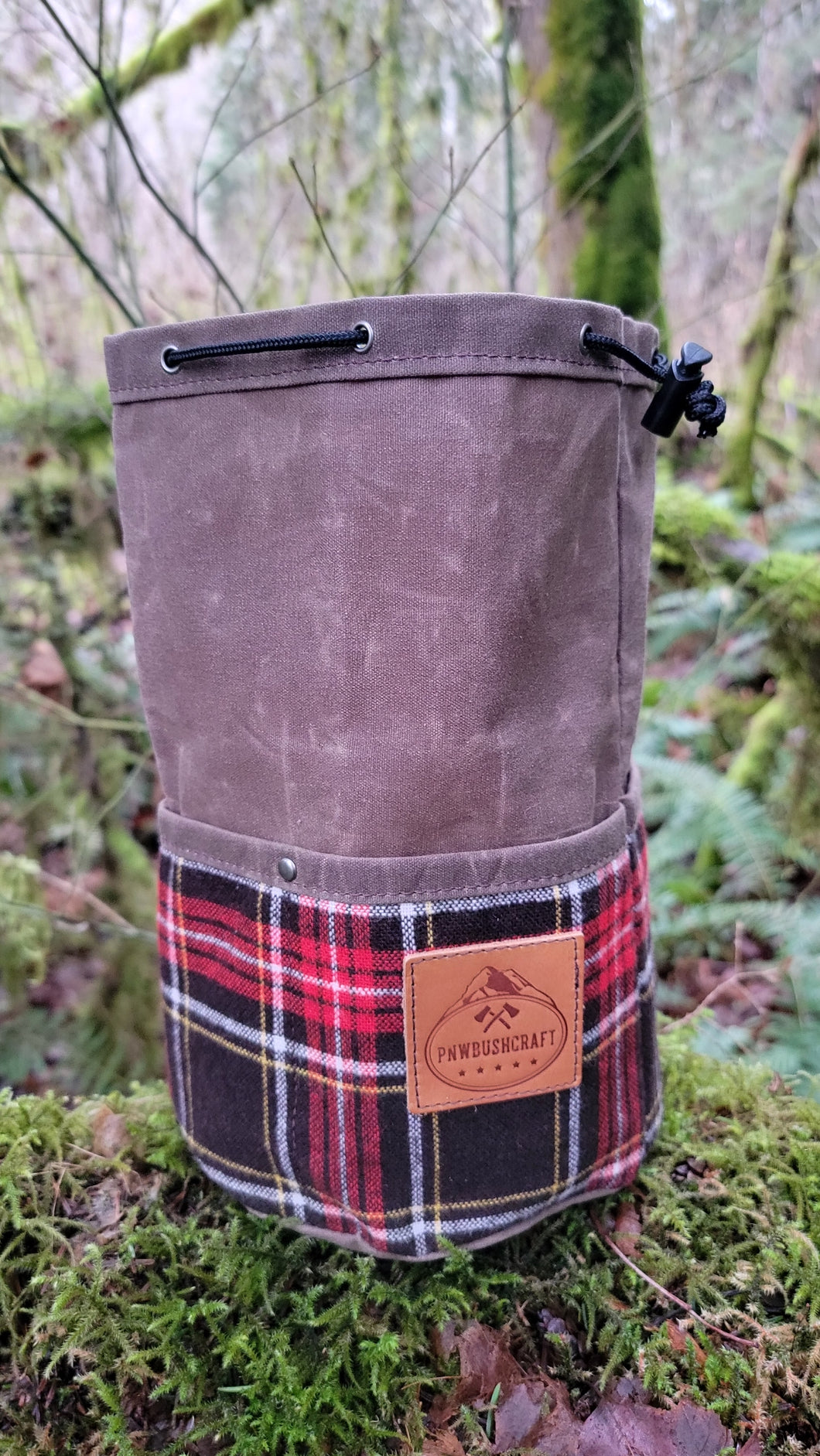 Brown Cedar Bucket Bag with Vintage Plaid Wool Wrapped Pockets and a Leather Label