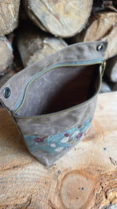 Waxed Canvas Zipper Pouch