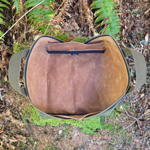 The Sidekick Waxed Canvas Zipper Bag *Make it Monday*