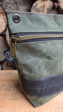 Waxed Canvas Zipper Pouch