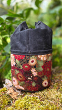 Heritage Medium Cedar Bucket Bag – Gilded Kona Bay Edition