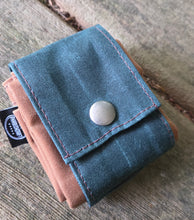 Deep Waxed Canvas Foraging Pouch – Hip Bag for Adventure