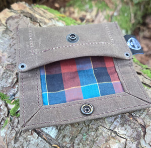 The Trail Gamer Set – Waxed Canvas Travel Tray and Dice Pouch