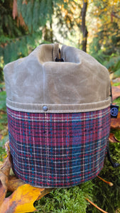 Large Cedar Bucket Bag with Vintage Wool Pockets *Make it Monday*