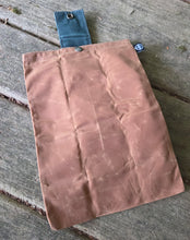 Deep Waxed Canvas Foraging Pouch – Hip Bag for Adventure