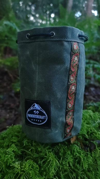 Green Waxed Canvas Bucket Bag with Vintage Trim