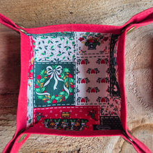 Holiday Waxed Canvas Collection – Limited Seasonal Pieces Trays and Bag