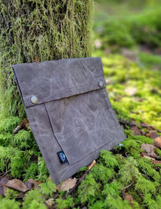 Waxed Canvas Grub Bag for keeping your dishes and utensils organized  by PNWBUSHCRAFT